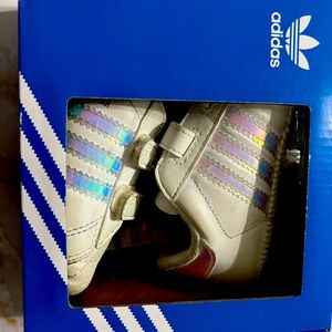 USED Adidas superstar crib size 4